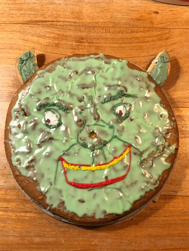 Shrek Cake